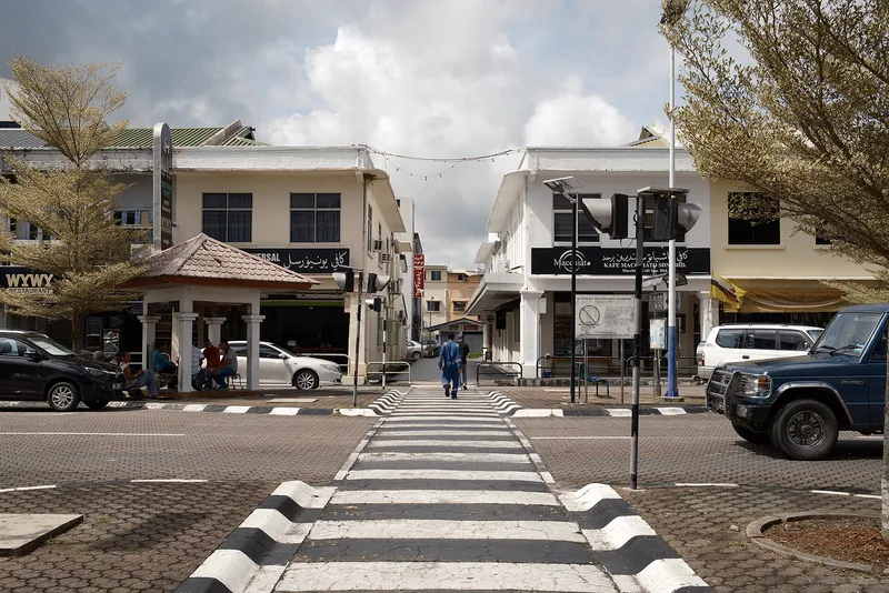 A zebra crossing with clear white stripes.
